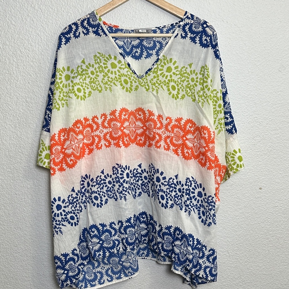 Tutu & Lilli Oversized Womens One Size V Neck Top Short Sleeve Lightweight Boxy